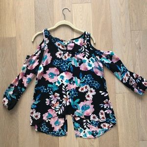 Barely worn off the shoulder top size small